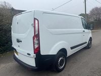 Used Ford Transit Custom 105 HP (77 kW) 2019 White Van