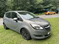 Used Vauxhall Meriva 110 HP (80 kW) 2015 Brown MPV