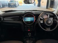 Used Mini Cooper Classic 134 HP (98 kW) 2021 Black Hatchback