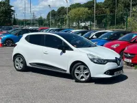 Used Renault Clio Dynamique 75 HP (55 kW) 2016 White Hatchback