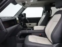 Usado Land Rover Defender HSE Dynamic 246 HP (180 kW) 2024 Cinzento SUV