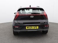 Begagnad Hyundai Bayon Advanced 100 HK (73 kW) 2025 Svart SUV