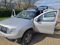Used Dacia Duster Lauréate 107 HP (78 kW) 2018 Silver Hatchback