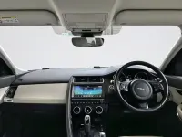 Używany Jaguar E-Pace SE 180 KM (132 kW) 2019 Srebrny SUV