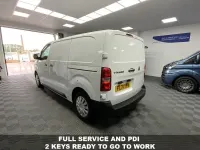 Used Vauxhall Vivaro Edition 100 HP (73 kW) 2021 White MPV