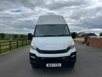 Begagnad Iveco Daily 180 HK (132 kW) 2017 Vit Van
