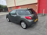 Usado Citroën DS3 110 HP (80 kW) 2010 Cinzento Citadino