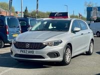 Begagnad Fiat Tipo Easy 120 HK (88 kW) 2017 Silver Halvkombi