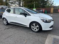 Used Renault Clio IV Play 90 HP (66 kW) 2016 White Hatchback