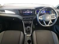 Used VW Taigo Life 95 HP (69 kW) 2023 White SUV