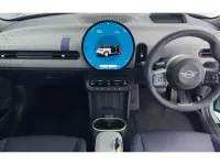 Usado Mini Cooper Exclusive 150 kW (204 HP) 2025 Verde Citadino