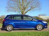 Used Ford Grand C-Max Zetec 120 HP (88 kW) 2016 Blue MPV