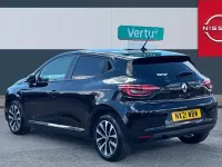 Used Renault Clio Iconic 101 HP (74 kW) 2020 Black Hatchback