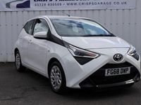 Used Toyota Aygo X-play 2018 White Hatchback