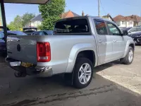 Käytetty VW Amarok Highline 180 HP (132 kW) 2016 Hopea Nouto