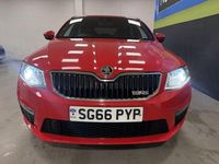Used Skoda Octavia vRS 184 HP (135 kW) 2016 Red Hatchback