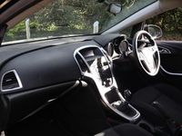 Used Vauxhall Astra SRi 2013 Black Hatchback