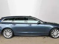 Used Volvo V90 Momentum 194 HP (142 kW) 2022 Blue Estate