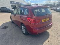 Used BMW 218 Comfort Edition 140 HP (102 kW) 2019 Red MPV