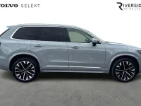 Usado Volvo XC90 Ultra 455 HP (334 kW) 2025 Cinzento SUV
