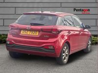 Używany Hyundai i20 SE 99 KM (72 kW) 2019 Czerwony Hatchback