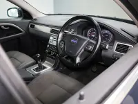 Used Volvo V70 2010 Blue Estate