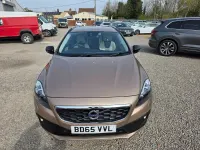 Begagnad Volvo V40 2015 Brun Halvkombi