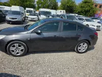 Begagnad Vauxhall Insignia 160 HK (117 kW) 2011 Grå Halvkombi