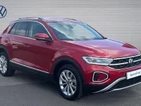 Used VW T-Roc Style 150 HP (110 kW) 2023 Red SUV