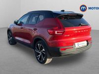 Begagnad Volvo XC40 R-Design Pro 163 HK (119 kW) 2021 Röd SUV