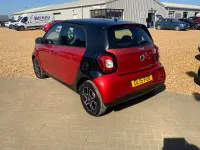 Used Smart ForFour Premium 70 HP (51 kW) 2015 Red Hatchback