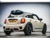 Usado Mini John Cooper Works Comfort 231 CV (169 kW) 2019 Blanco Utilitario
