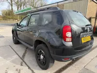 Begagnad Dacia Duster Ambiance 110 HK (80 kW) 2015 Svart SUV