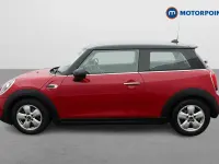 Usado Mini Cooper Classic 2019 Rojo Utilitario