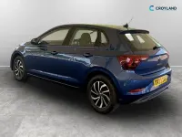 Używany VW Polo Life 95 KM (69 kW) 2023 Niebieski Hatchback