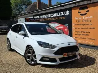 Używany Ford Focus ST 185 KM (136 kW) 2017 Biały Hatchback