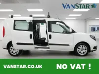 Używany Fiat Doblò S 105 KM (77 kW) 2022 Biały Minivan
