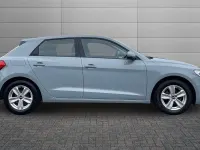 Begagnad Audi A1 Design 95 HK (69 kW) 2021 Grå Halvkombi