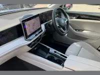 Used VW Passat Elegance 267 HP (196 kW) 2025 Silver Estate