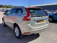 Used Volvo XC60 SE 190 HP (139 kW) 2017 Gold SUV