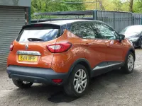 Second-hand Renault Captur Dynamique 90 CP (66 kW) 2014 Portocaliu SUV
