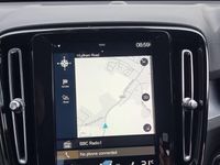 Used Volvo XC40 Momentum 190 HP (139 kW) 2018 Red SUV