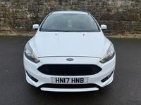 Used Ford Focus ST-Line 120 HP (88 kW) 2017 White Estate
