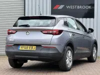 Used Vauxhall Grandland X S 130 HP (95 kW) 2018 Grey SUV