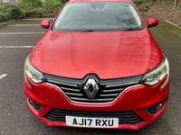 Used Renault Mégane IV Dynamique 131 HP (96 kW) 2017 Red Hatchback