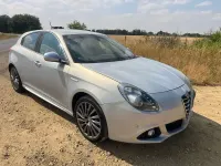 Used Alfa Romeo Giulietta 147 HP (108 kW) 2014 White Hatchback