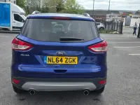 Usado Ford Kuga Titanium 140 HP (102 kW) 2014 Azul SUV
