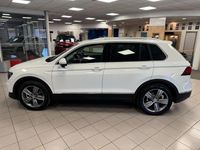 Used VW Tiguan SEL 180 HP (132 kW) 2017 White SUV