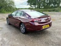 Second-hand Vauxhall Insignia Design Edition 110 CP (80 kW) 2020 Roșu Hatchback