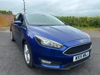 Used Ford Focus Zetec 120 HP (88 kW) 2015 Deep impact blue Hatchback